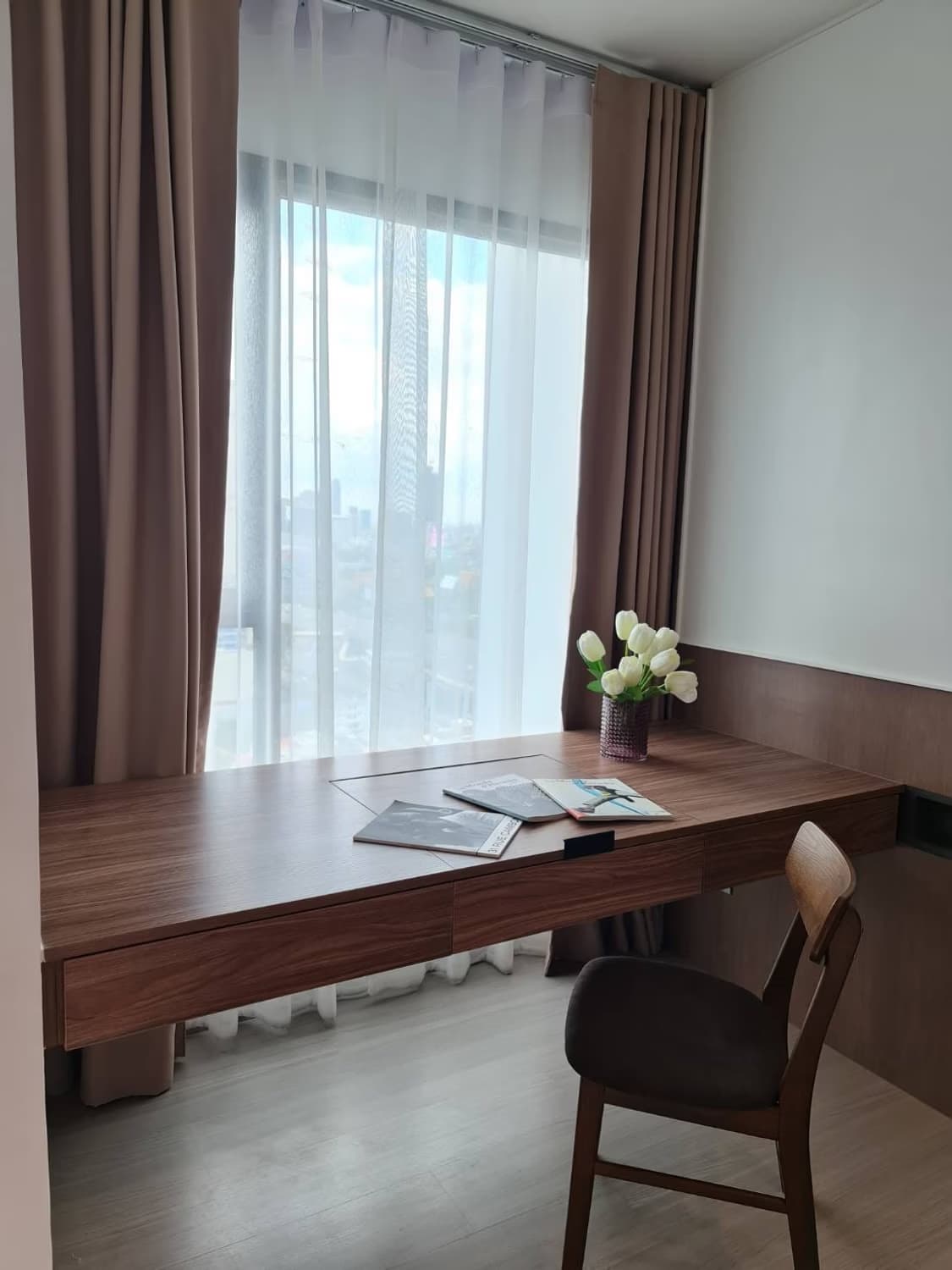 1 Bed Condo for Rent  Near Phra Ram 9 MRT - Image 2