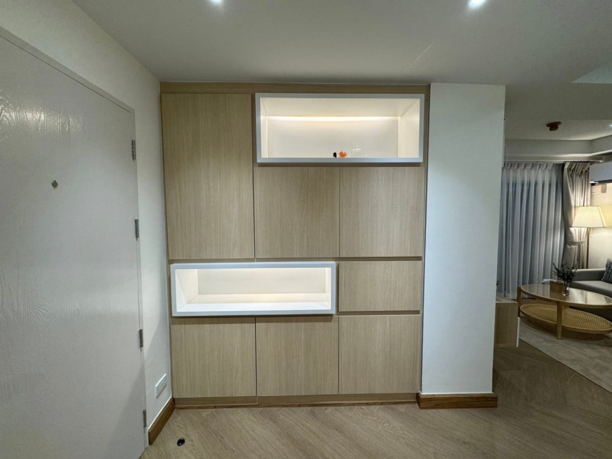 1 Bed Condo for Rent and Sale in Huai Khwang - Image 14