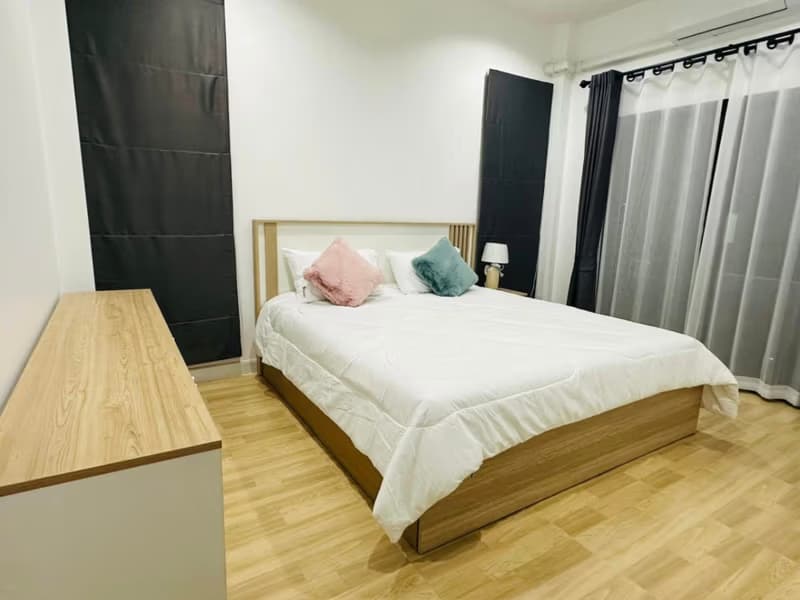 3 Bed House for Rent in Hang Dong District