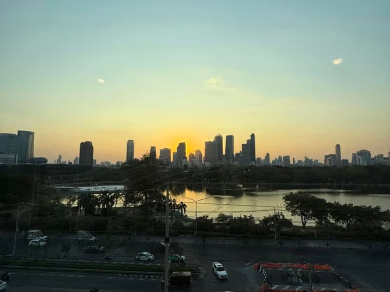 1 Bed Condo for Rent in Watthana