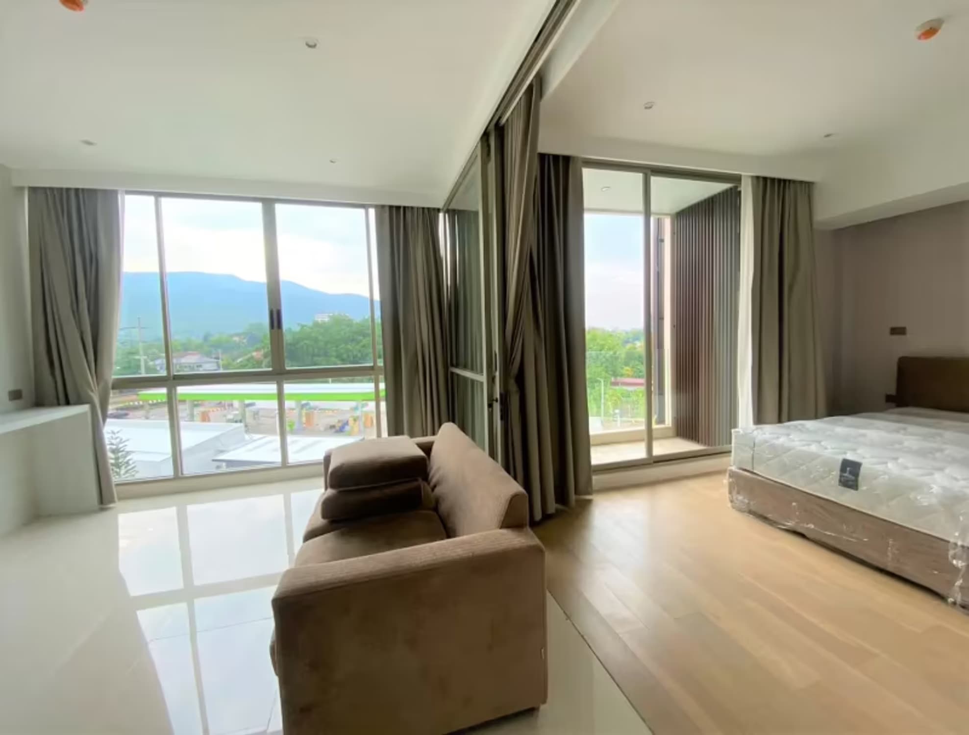 1 Bedroom Condo  for Rent at Hilltania - Image 4