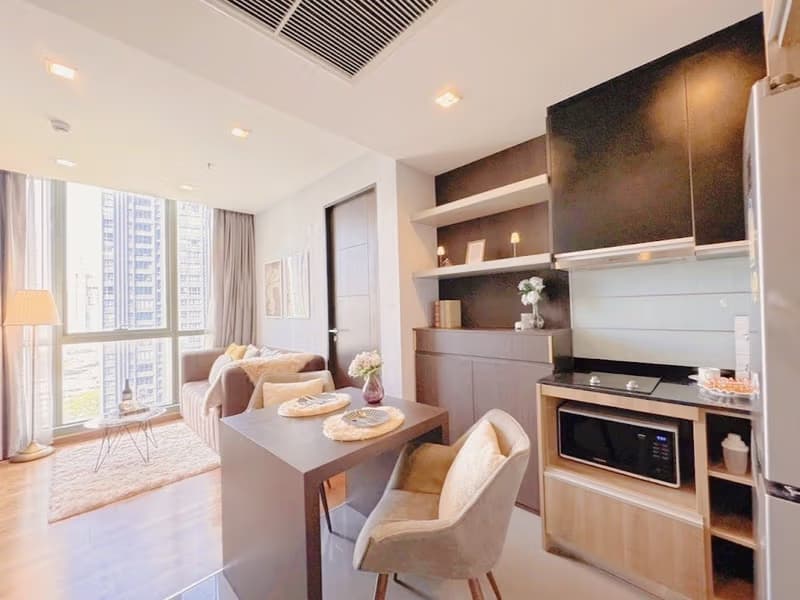 1 Bed Condo for Sale in Ratchathewi