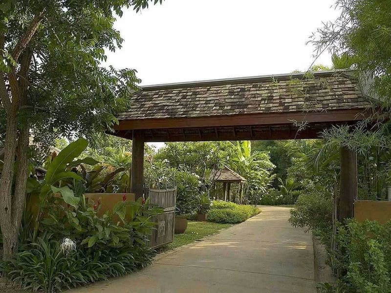 Code 1422 Resort-style house close to Ping river for sale