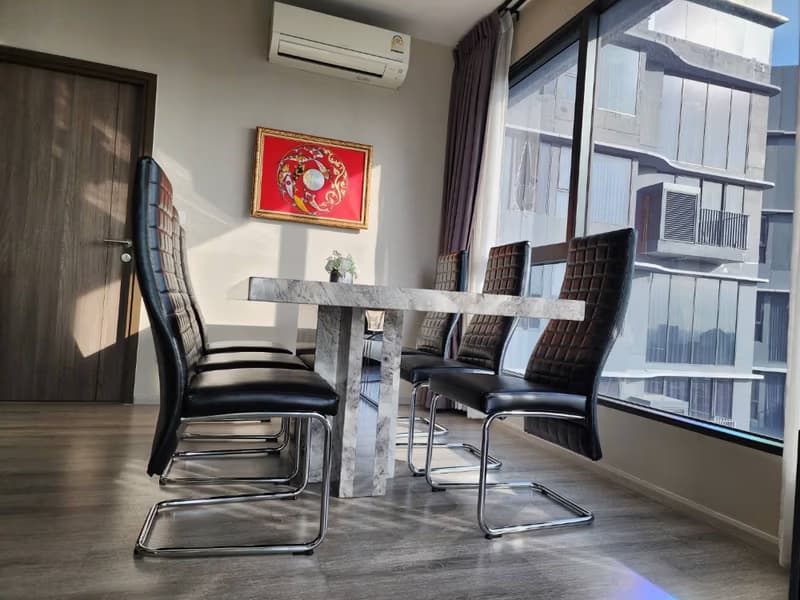 2 Bed Condo for Sale in Huai Khwang