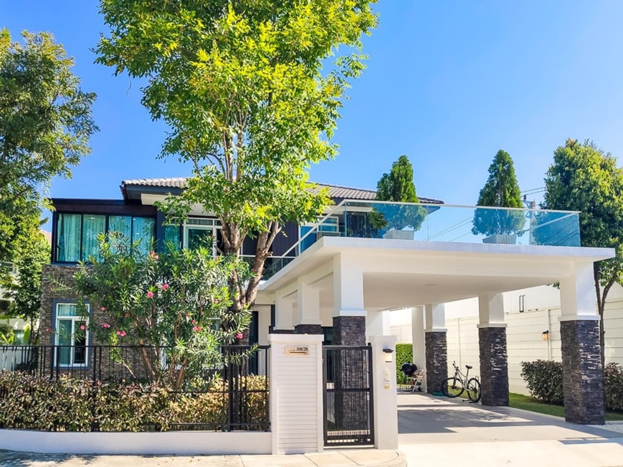 House for Sale in Mae Hia, Mueang Chiang Mai. - Image 1