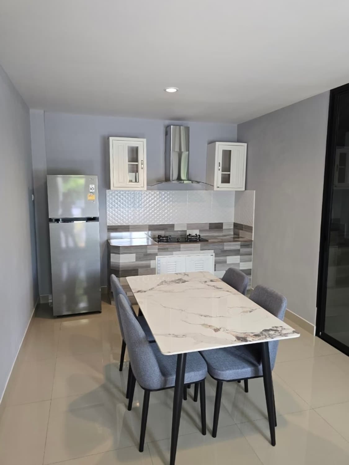 2 Bed House for Rent in Hang Dong - Image 8