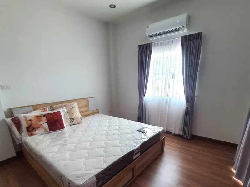 4 Bed House for Rent in San Sai