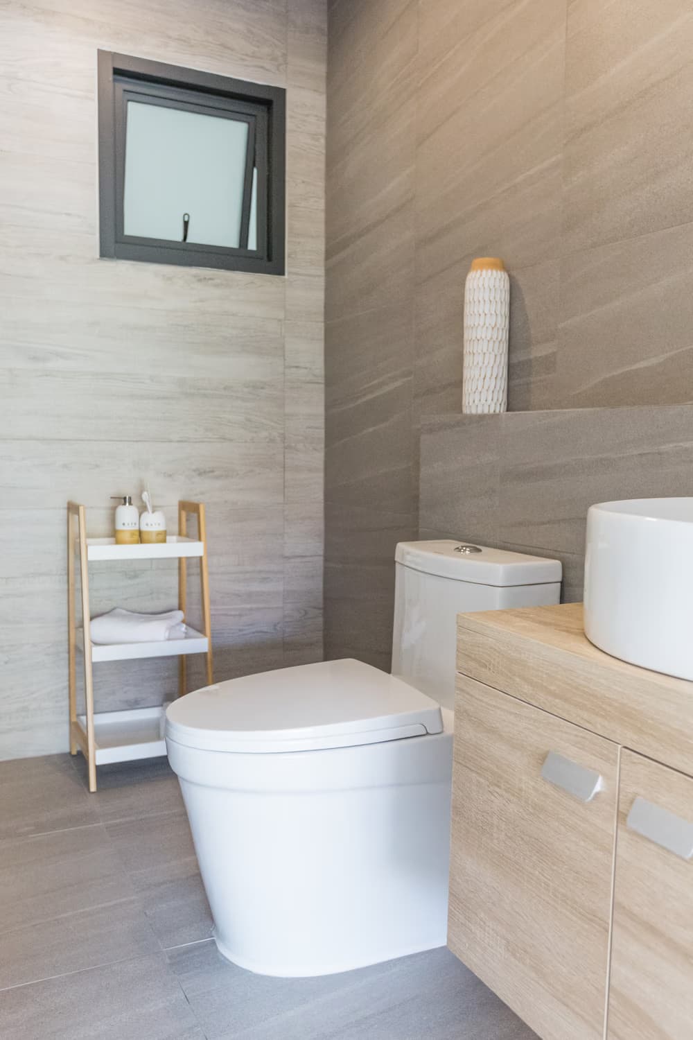 4 Bed House for Sale in Hang Dong - Image 8