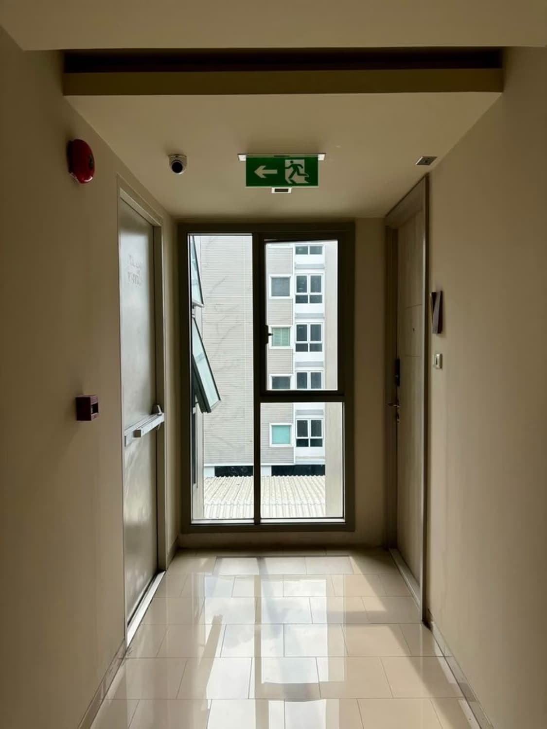 1 Bed Condo for Sale in Phra Khanong - Image 10