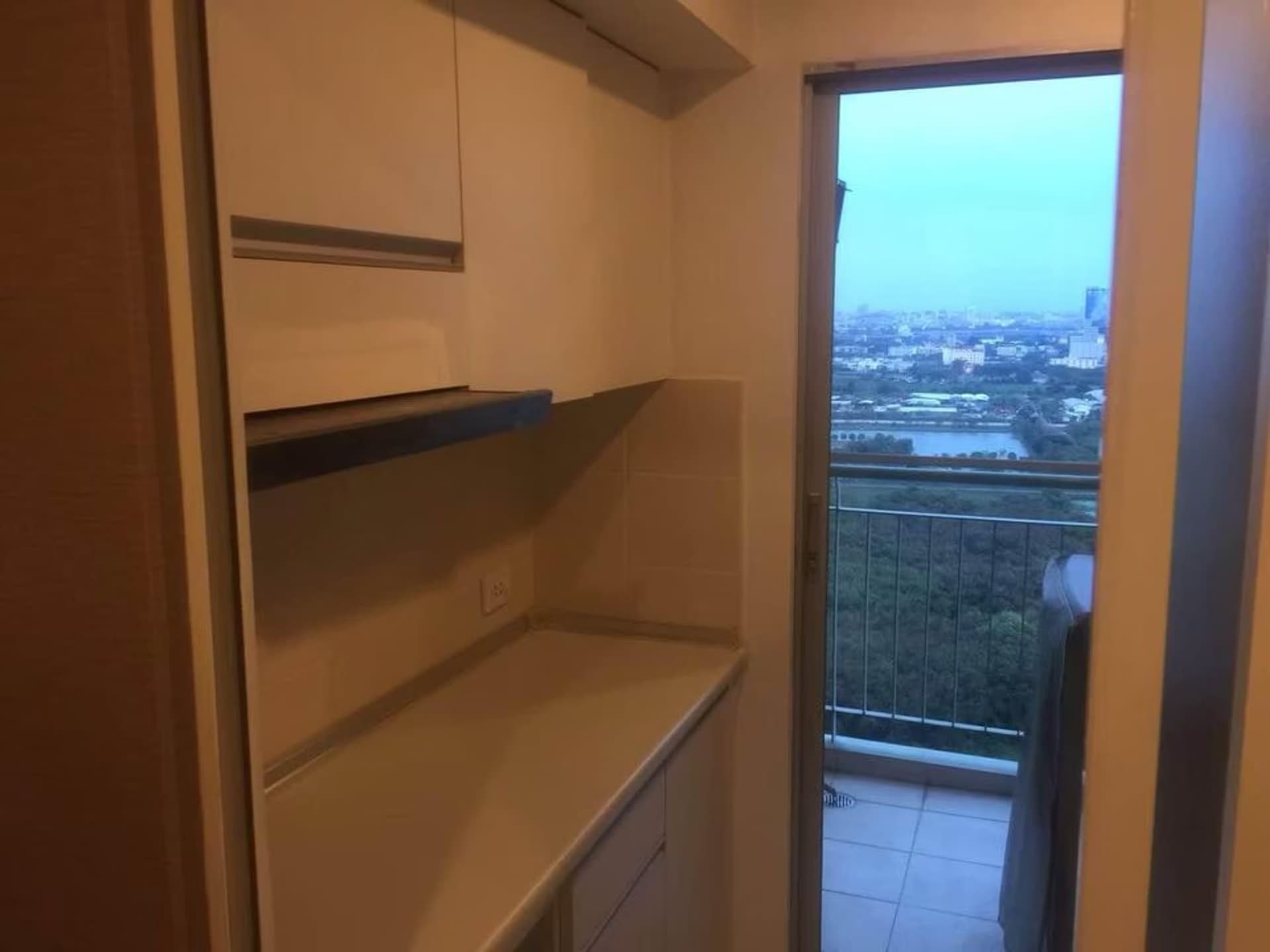 Condo for Rent at Lumpini place Rama 9- Ratchada - Image 4