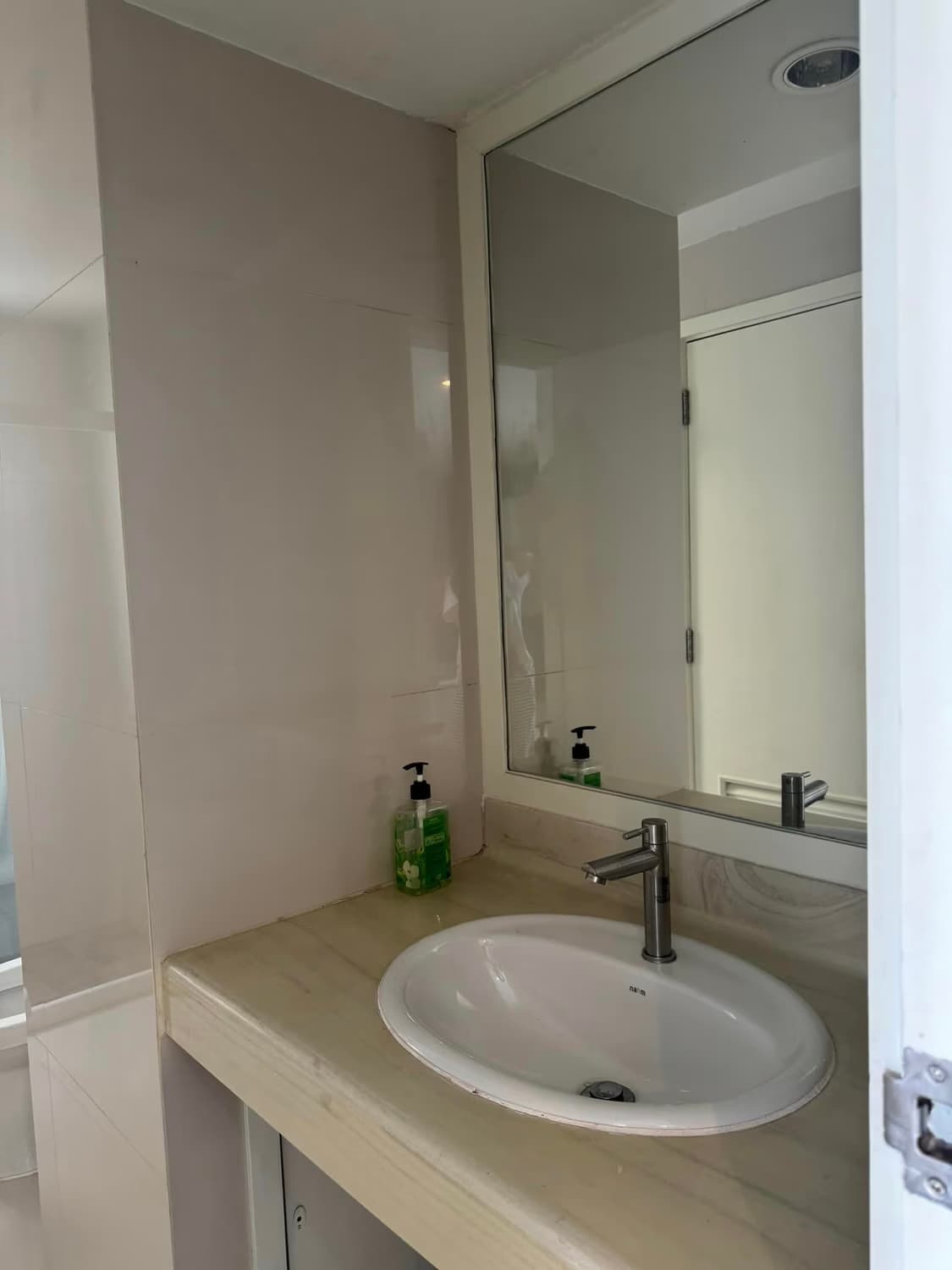  - Image 7