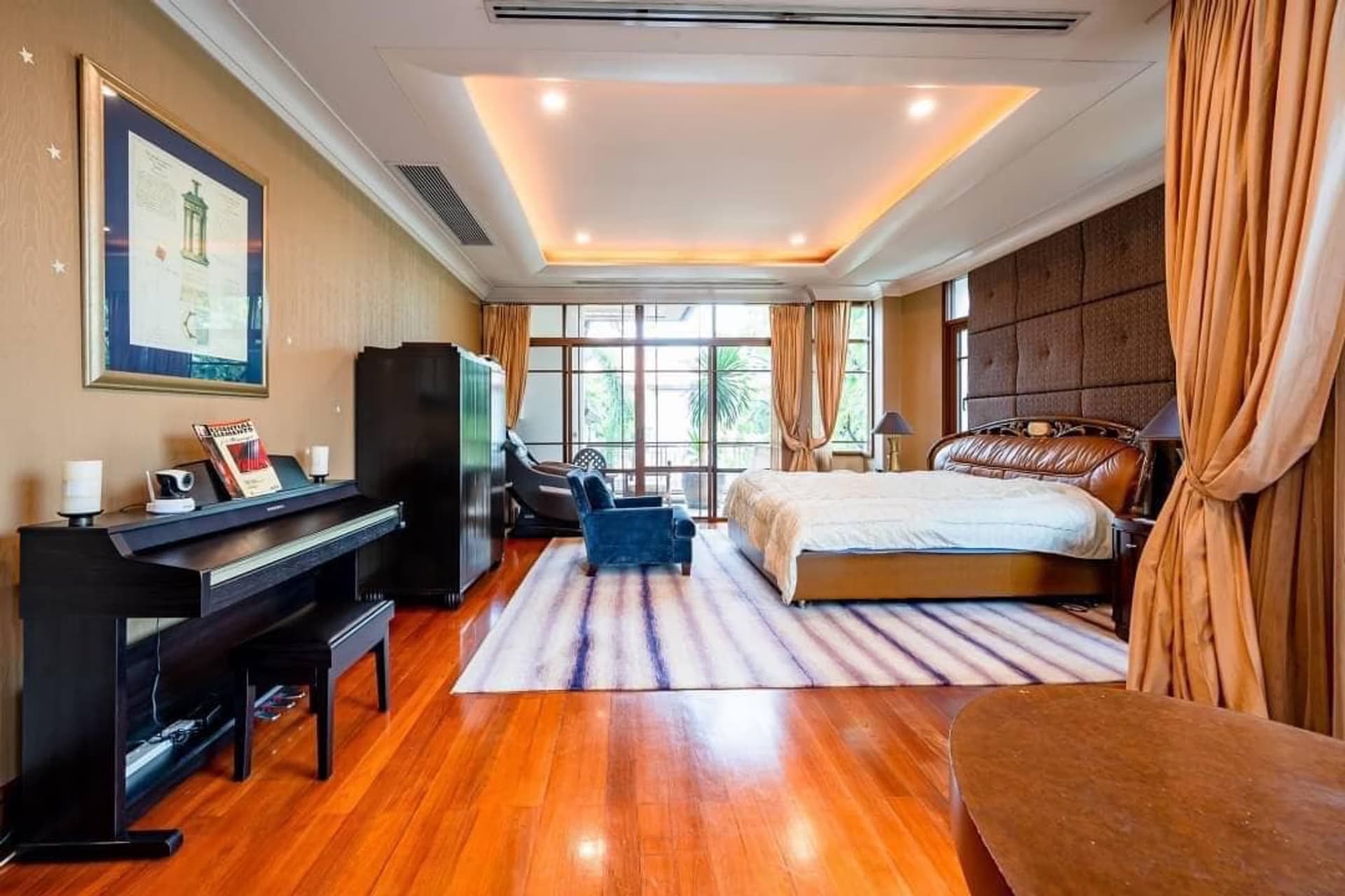 Pool Villa for Rent/Sale in Watthana - Image 11
