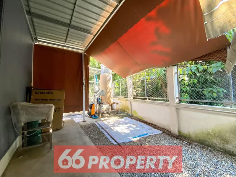 2 Bedroom House