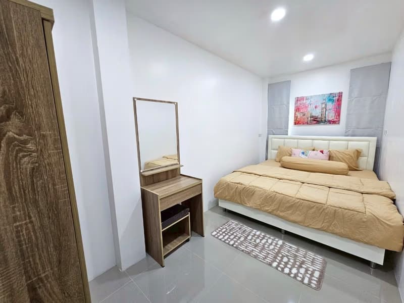 4 Bed House for Rent and Sale in Hang Dong District