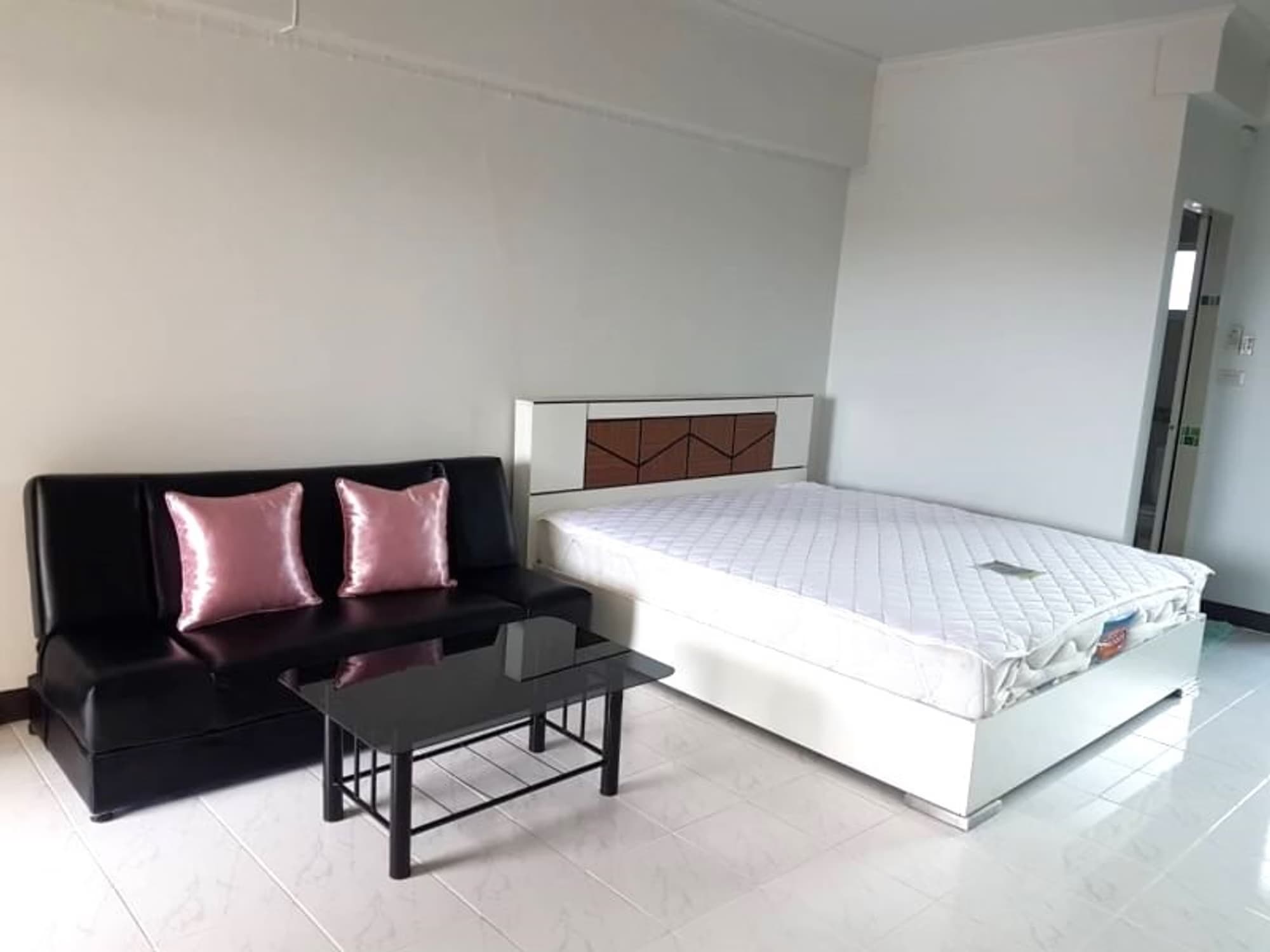 Studio Condo for Sale in Mueang Chiang Mai - Image 1