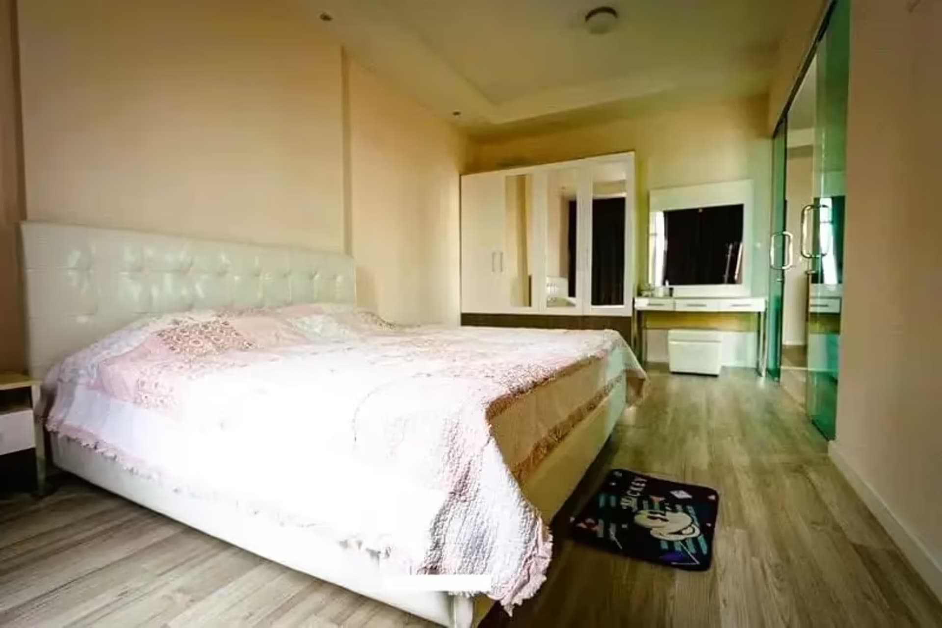 1 Bedroom Condo - Image 8