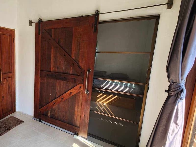 1 Bed House for Rent in Saraphi District