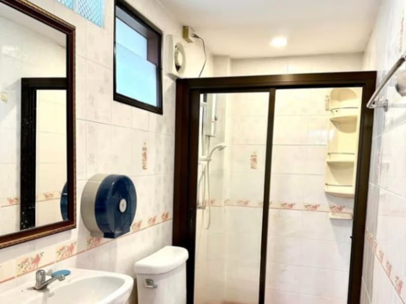 6 Bedroom House for rent in Chiang Mai