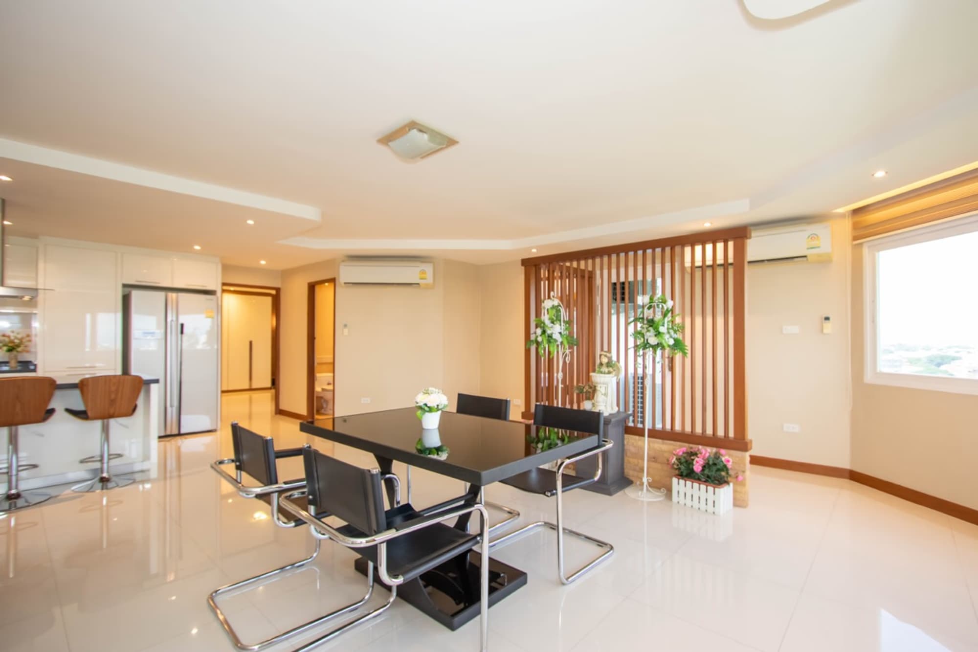 2 Bed Condo for Sale in Mueang Chiang Mai - Image 2