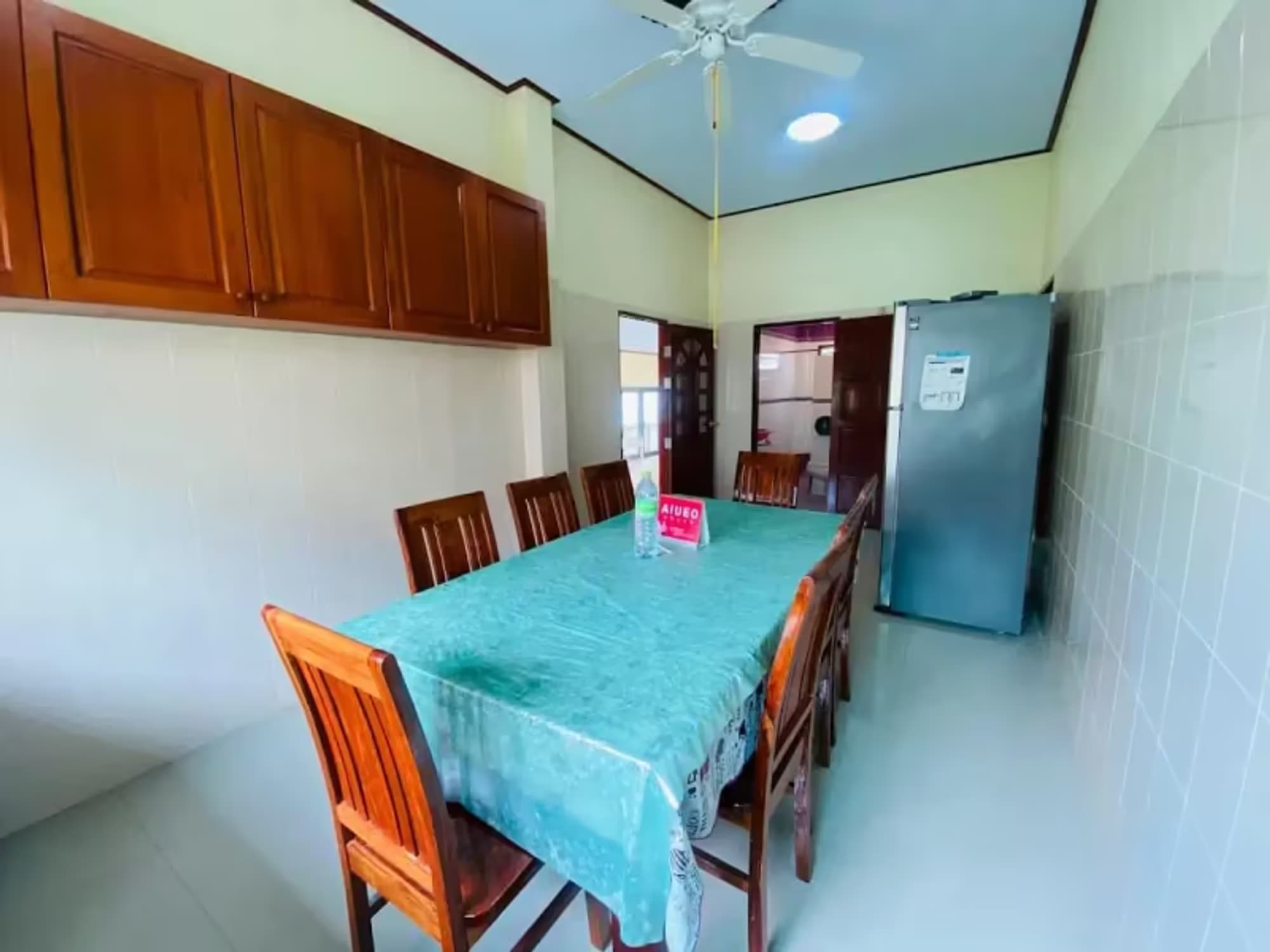 4 Bedroom House - Image 10