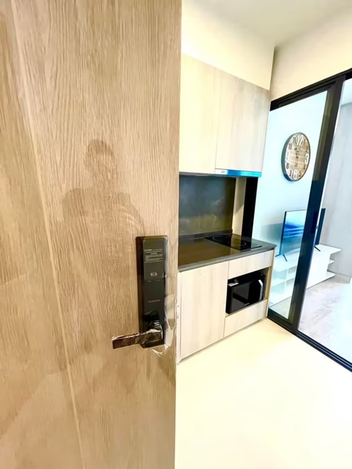 1 Bedroom condo for Rent! - Image 11