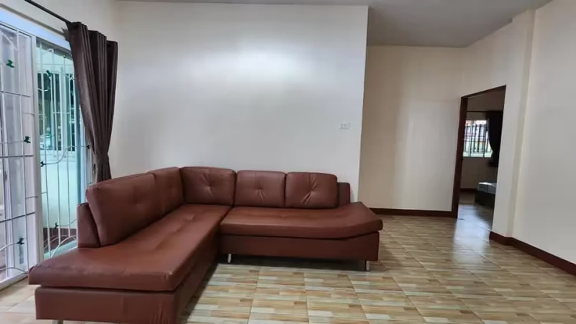 3 Bedroom House - Image 4