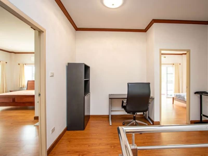 4 Bed House for Rent in San Kamphaeng