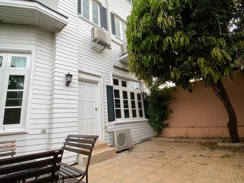 4 Bed Townhouse for Rent and Sale in Mueang Samut Prakan
