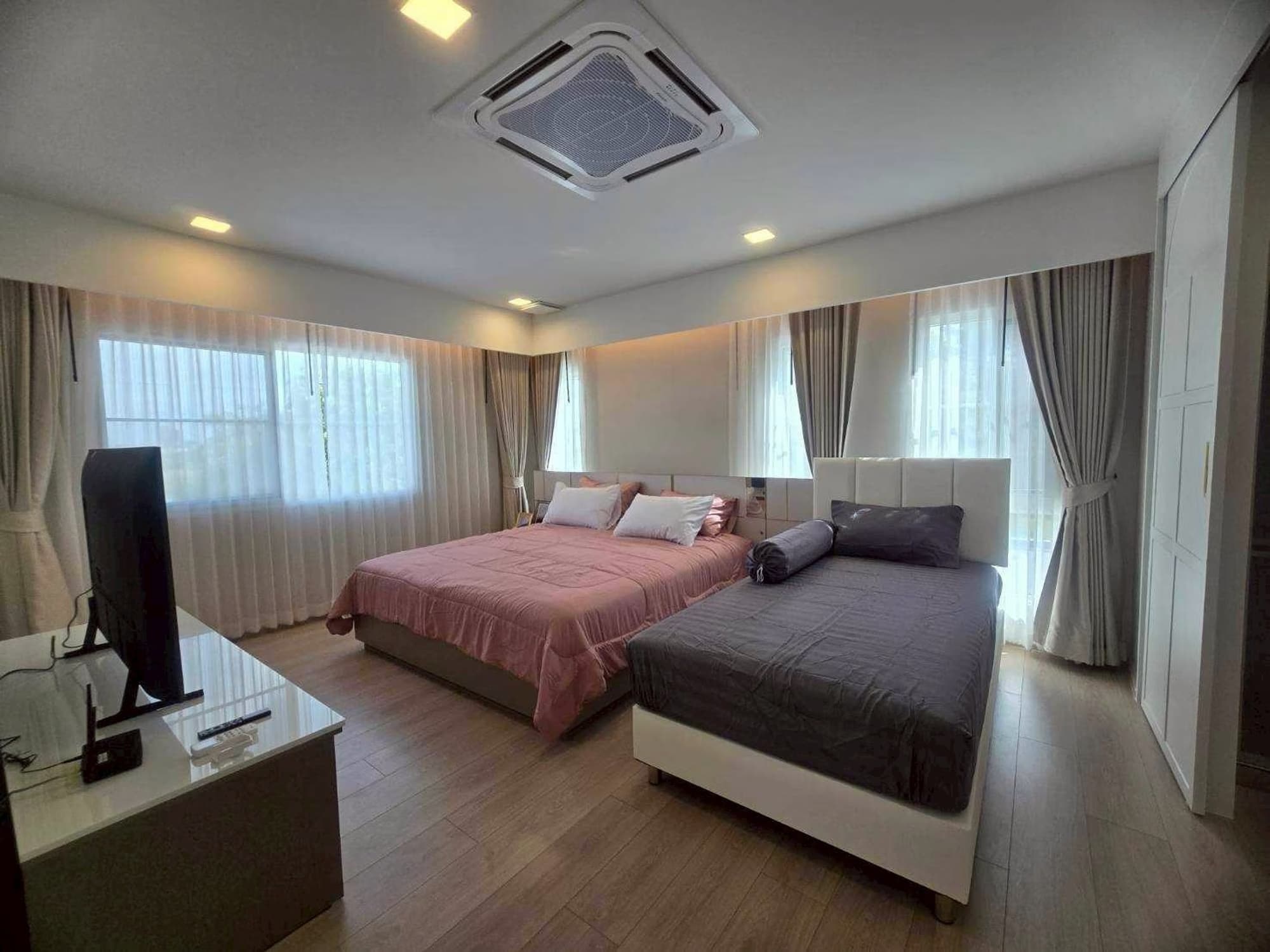 4 Bed House for Rent in Bang Phli - Image 16