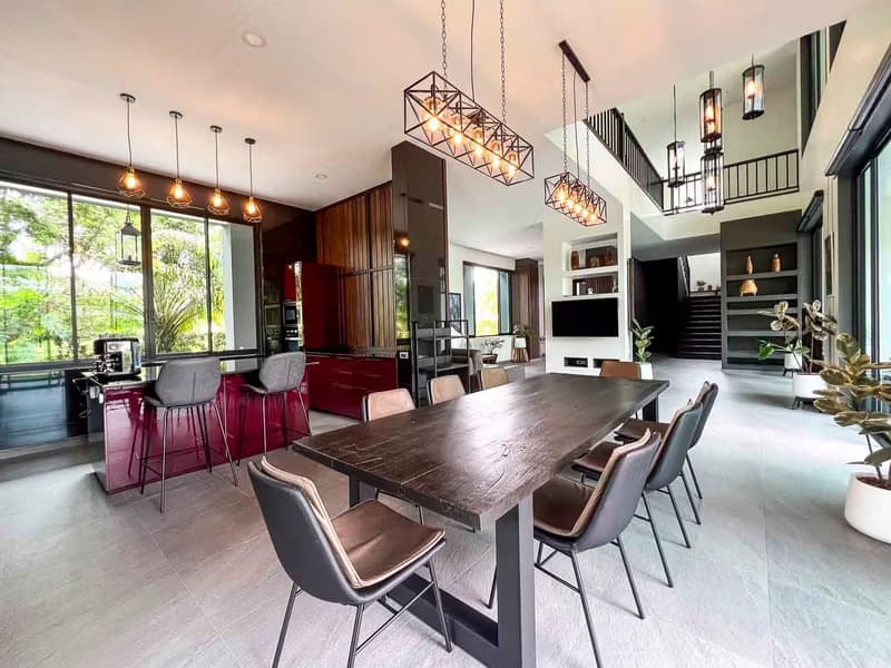 6 Bed House for Sale in Mae Rim District