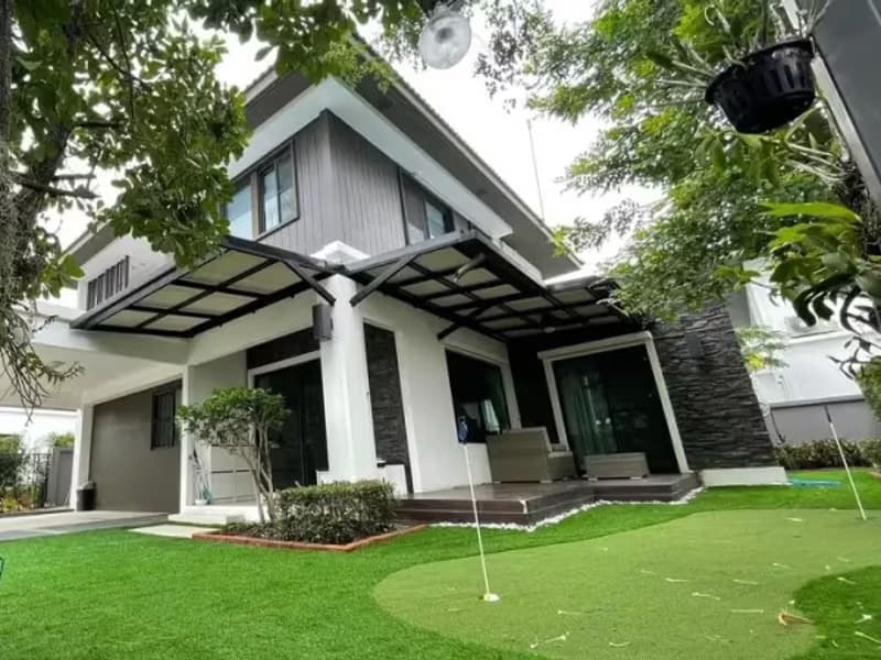 4 Bedroom House