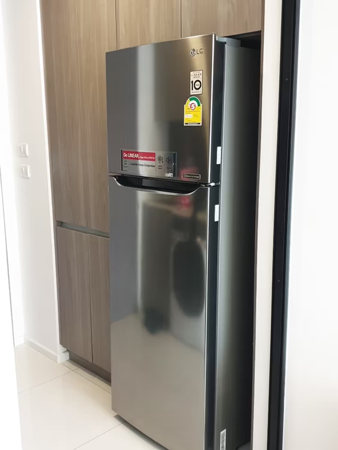 Condo for Sale w/Tenant, Sale at Circle REIN Sukhumvit 12 - Image 9