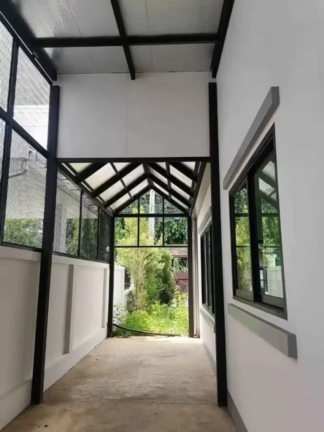 3 Bedroom House - Image 5
