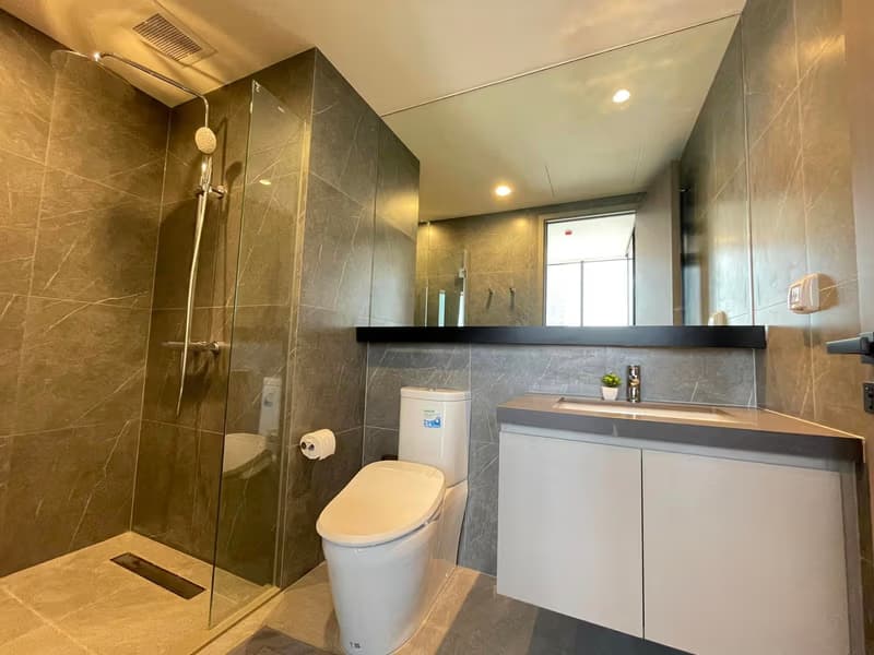 1 Bed Condo for Rent and Sale in Phaya Thai