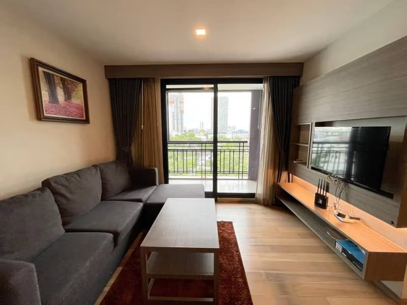 2 Bed Condo for Rent in Watthana
