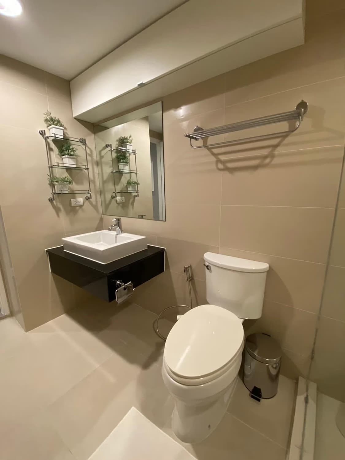 3 ห้องนอน คอนโด สำหรับ ขายและจำหน่าย ใน Huai Khwang - Image 18