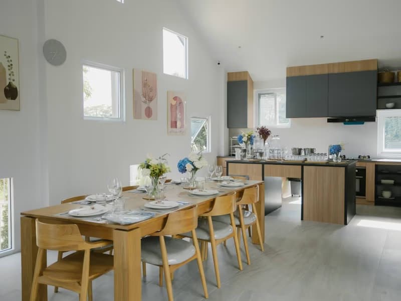5 Bed House for Rent and Sale in San Sai