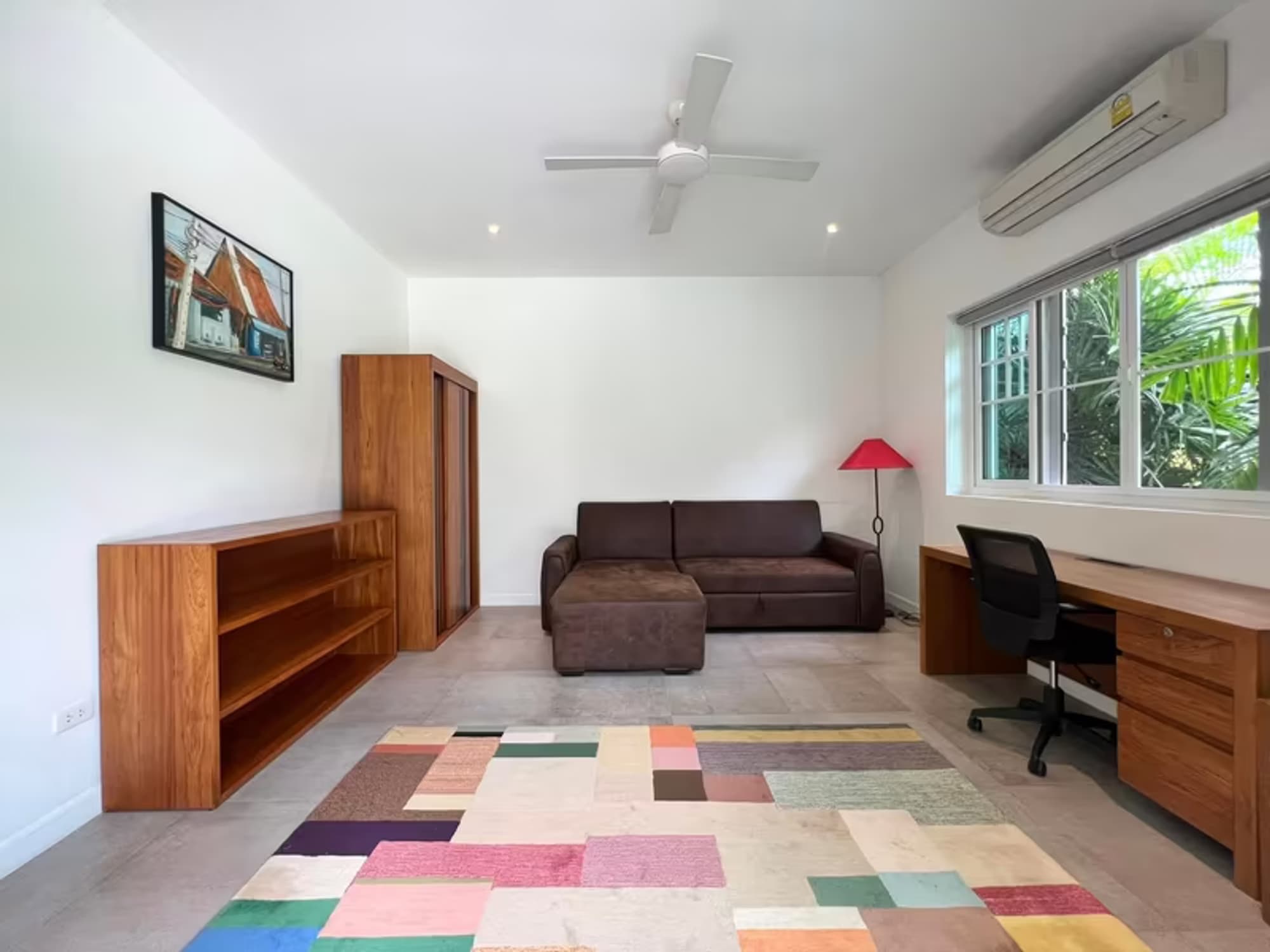 4 Bedroom House - Image 5