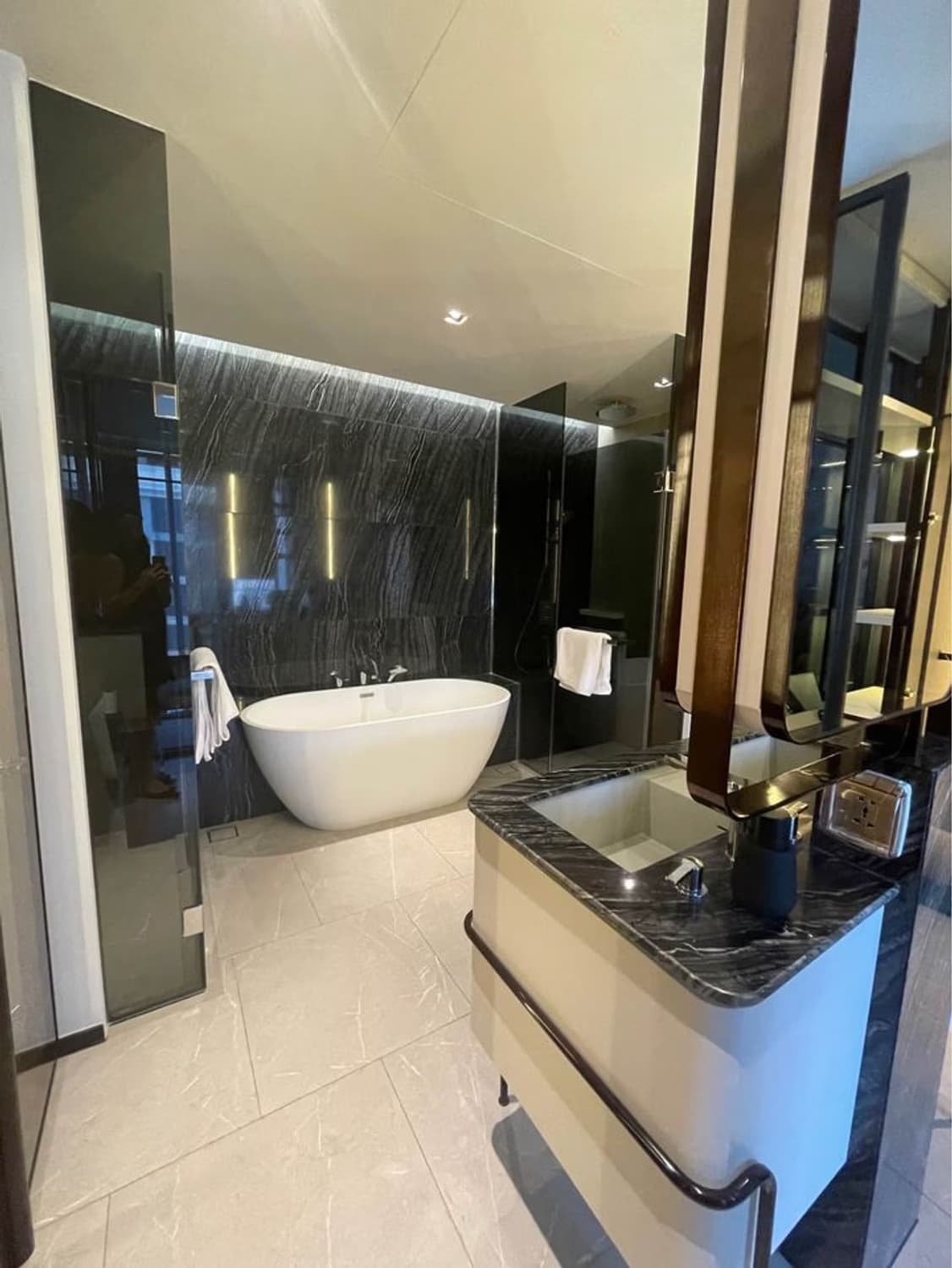 Condo for Rent at The Reserve Sukhumvit 61   - Image 23