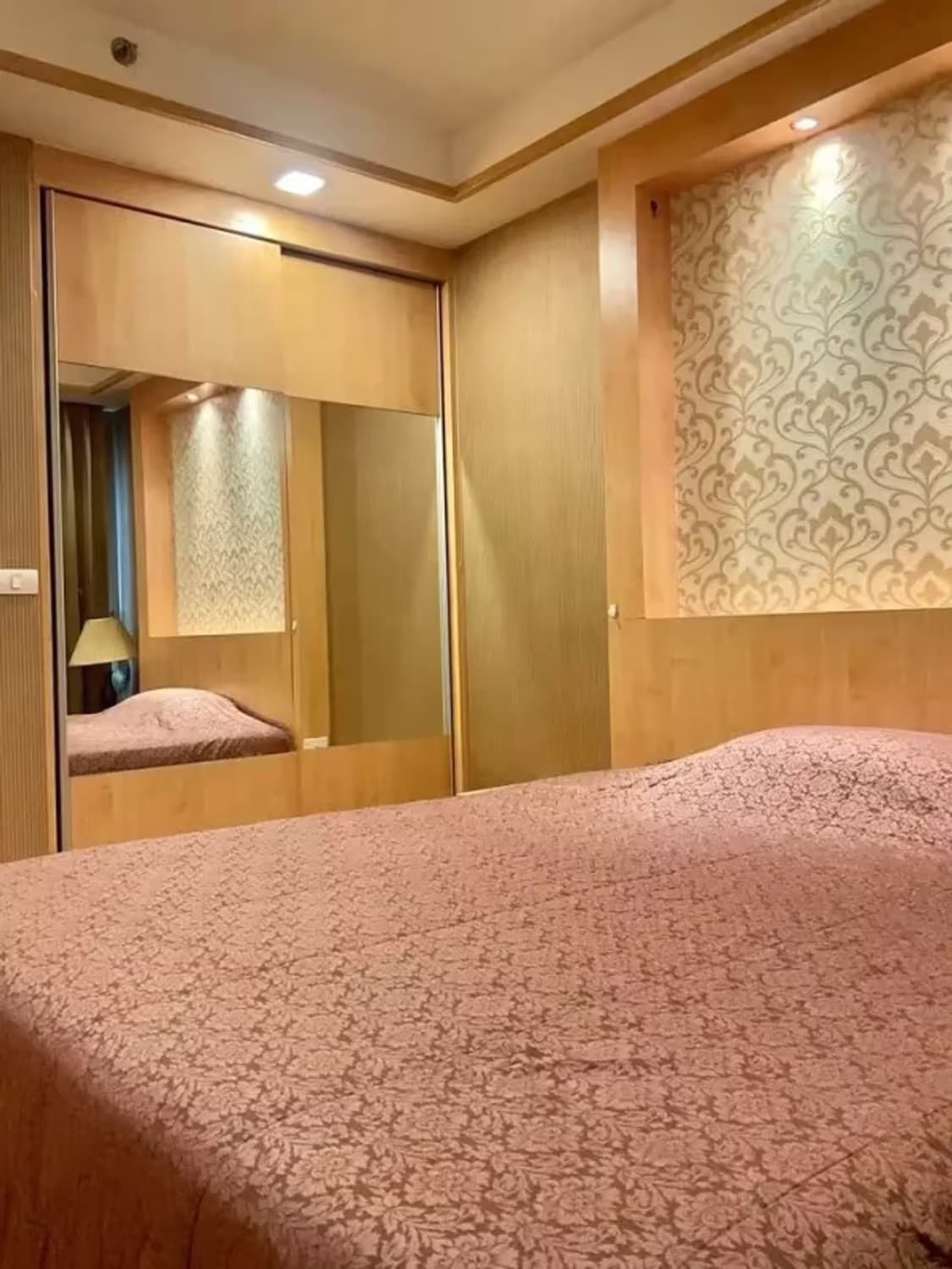 1 Bedroom Condo - Image 7