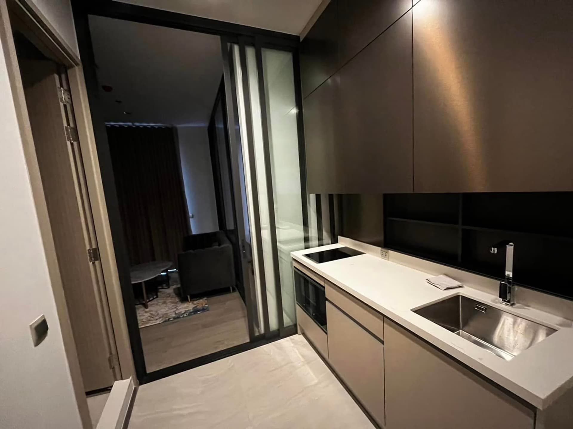 1 Bed Condo for Sale in Ratchathewi - Image 3