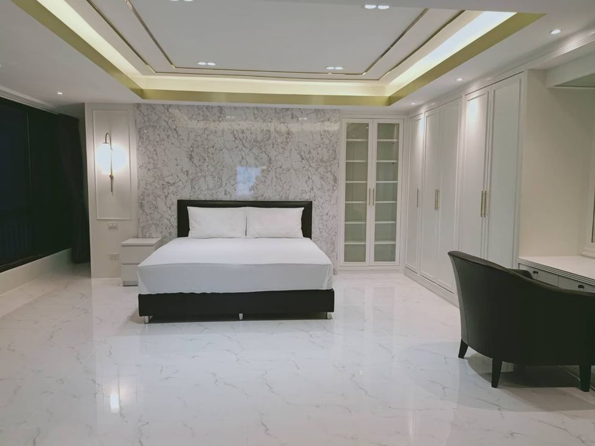 2 Bed Condo for Rent in Watthana - Image 9
