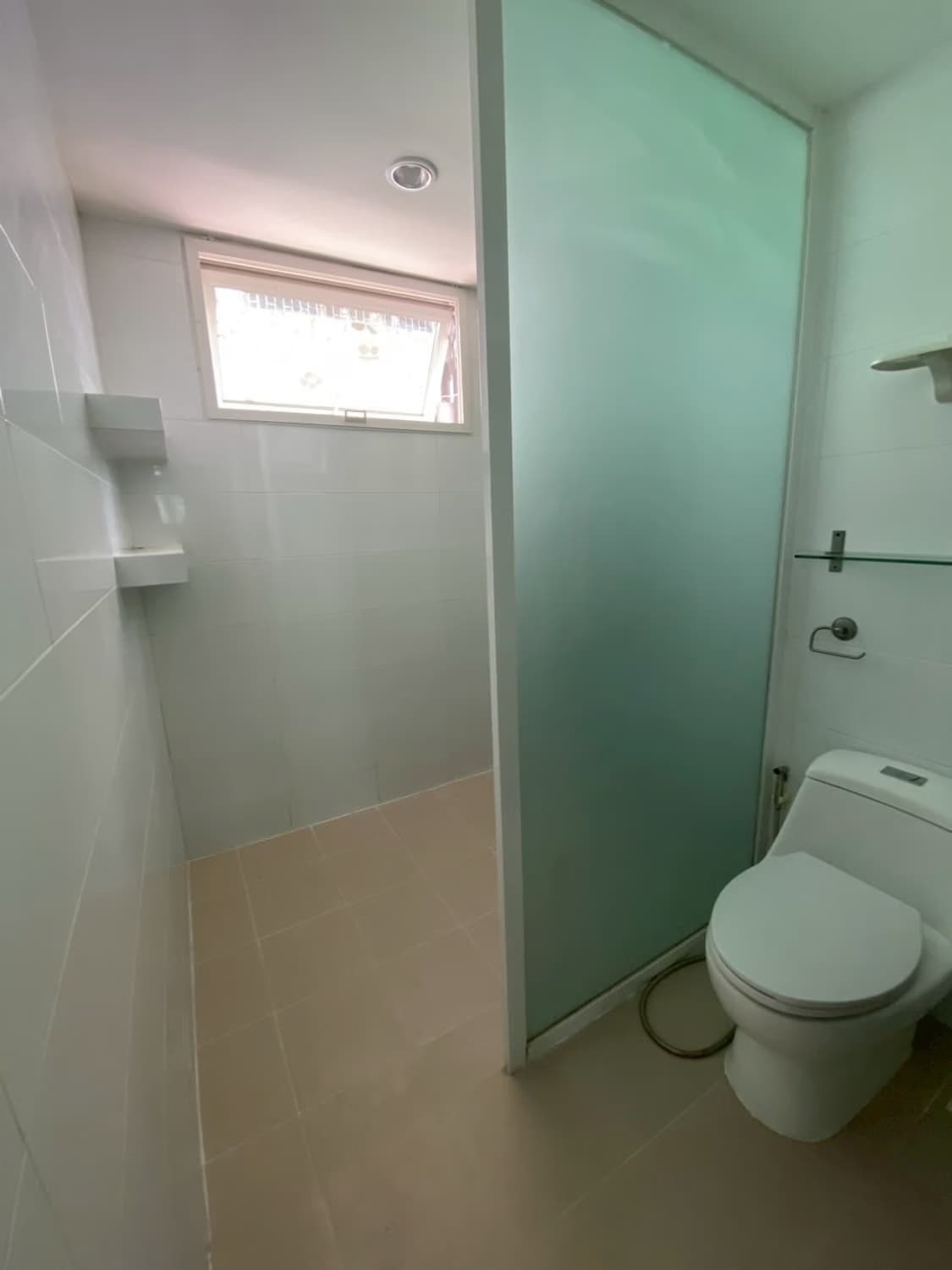 2 Bed Townhouse for Rent in Phra Khanong - Image 8