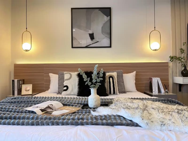 1 Bed Condo for Sale in Ratchathewi