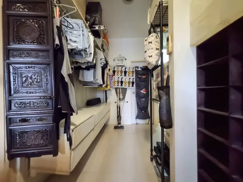 3 Bed Condo for Sale in Watthana