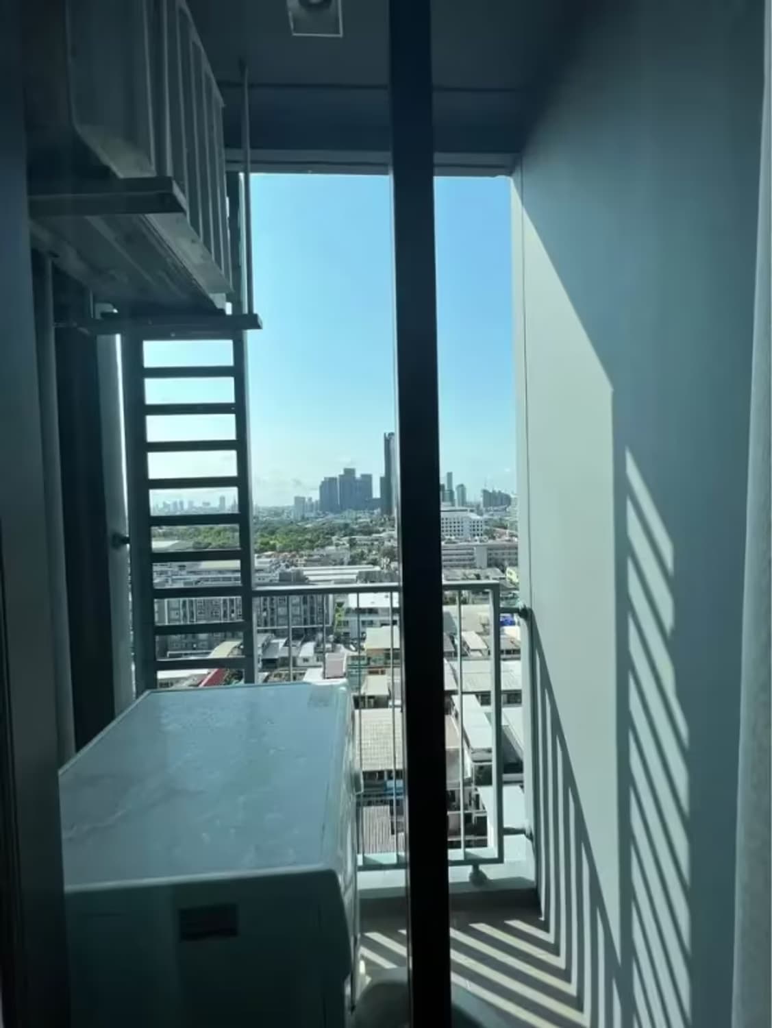 Studio for Sale/Rent in Phra Khanong - Image 8