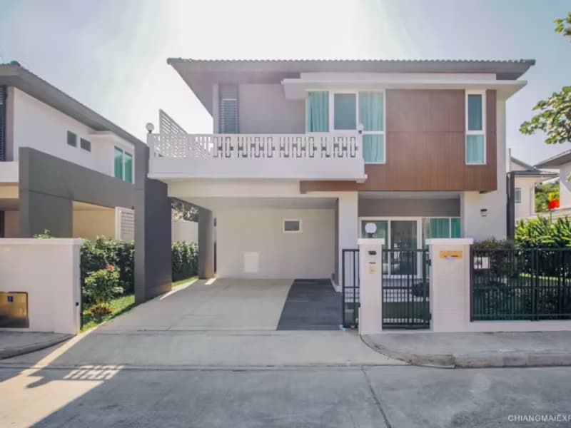 4 Bedroom House