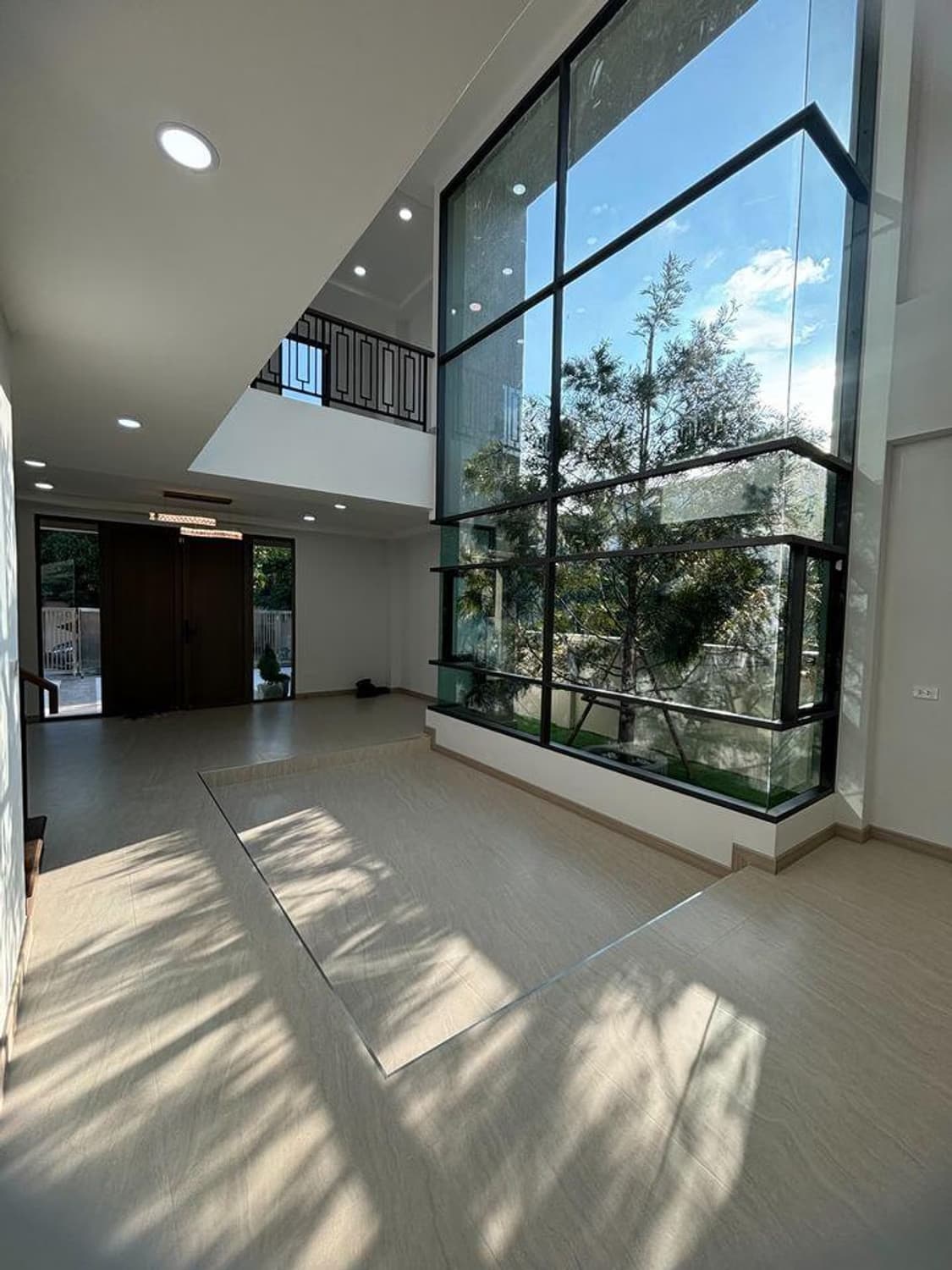 3 Bed House for Rent and Sale in Suan Luang - Image 2
