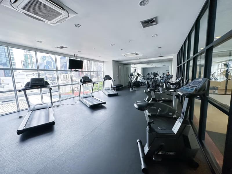 3 Bed Condo for Rent and Sale in Khlong Toei