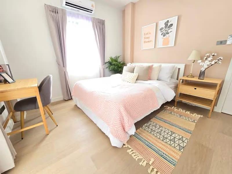 4 Bed House for Rent and Sale in Hang Dong